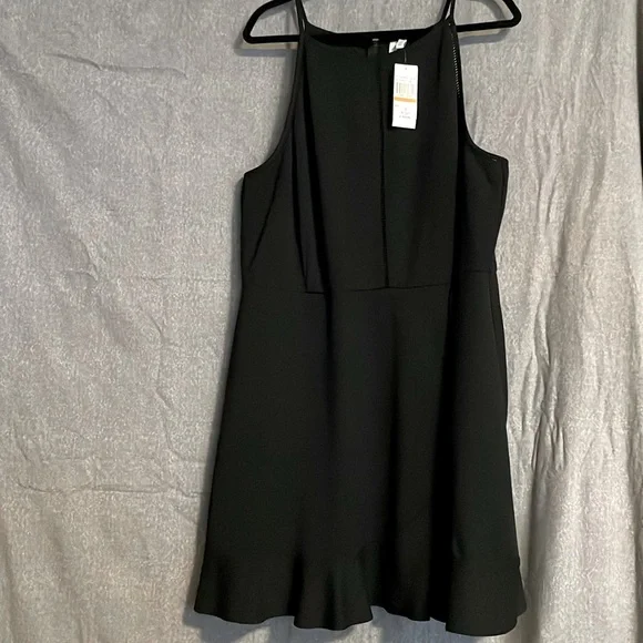 dresses black long Black Long Sleeve Plus-Size La Femme Prom Dress Black / 16W